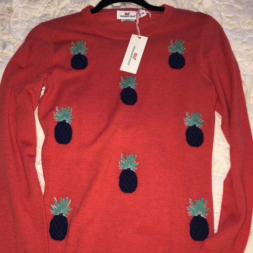 🍍Vineyard Vines 🍍merino wool pineapple sweater